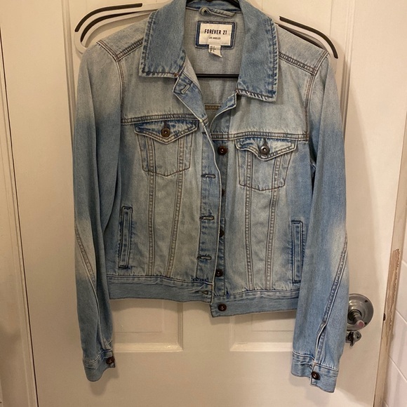 Forever 21 Jackets & Blazers - Forever 21 Jean jacket